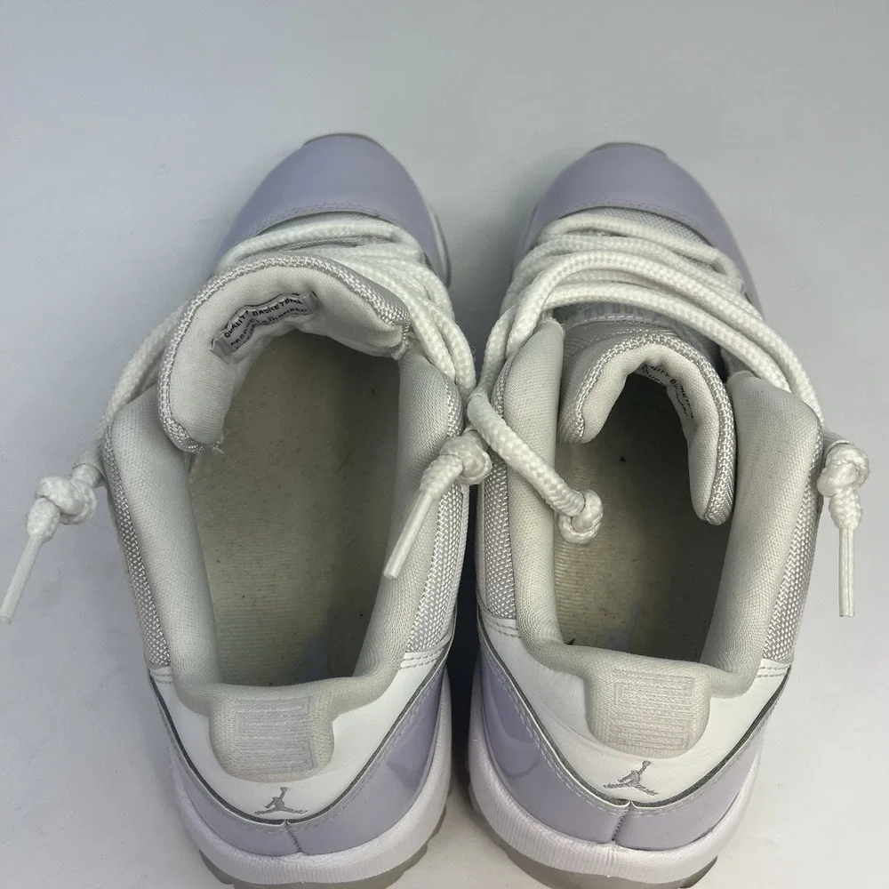 Air Jordan 11 Retro Low Women's 8.5 Pure Violet White Shoes Sneakers AH7860-101